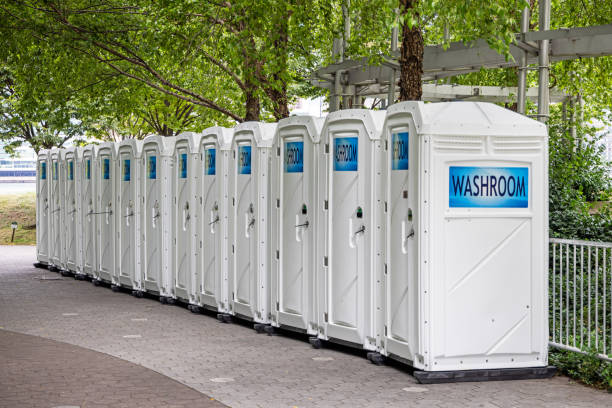 Portable Toilet Options We Offer in Barnesville, OH